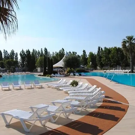 Carabasse Plage. Vias