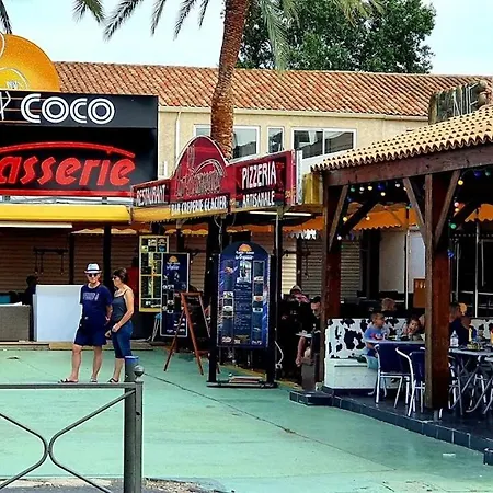 Carabasse Plage. Campingplatz Vias