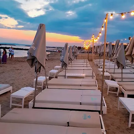Carabasse Plage. Campingplatz Vias